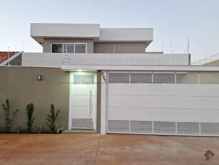 Casa-Térrea em Coronel Antonino
