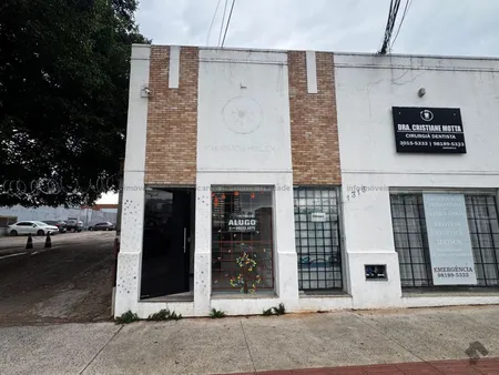 Sala / Salão / Loja em Centro