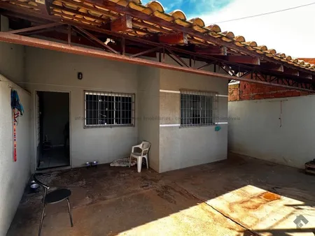 Casa-Térrea em Nova Campo Grande