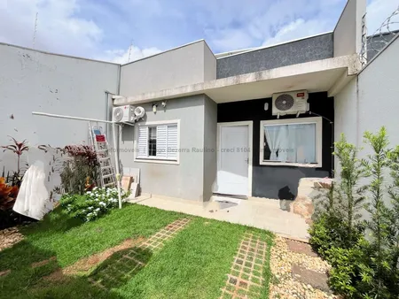 Casa-Térrea em Coronel Antonino