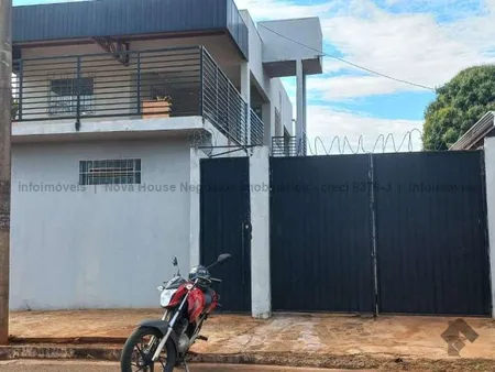 Casa Comercial em Jardim Batistão