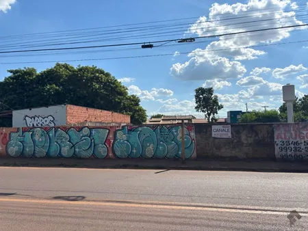 Terreno em Jardim Parati