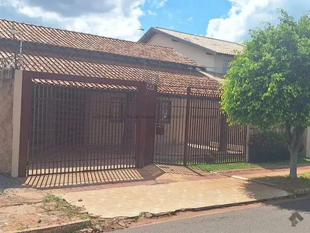 Casa-Térrea em Carandá