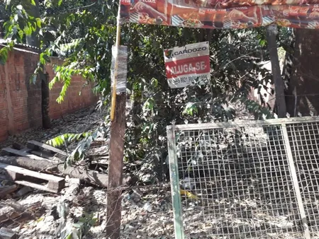 Área em Jardim Parati