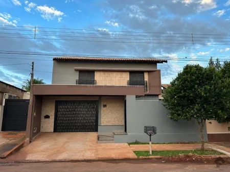 Sobrado em Caiçara