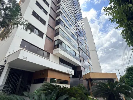 Apartamento em Royal Park