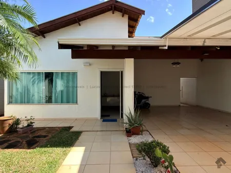 Casa-Térrea em Carandá Bosque II