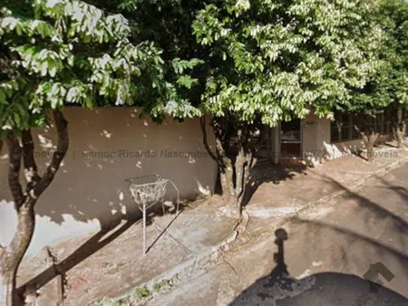 Casa-Térrea em Jardim Panamá