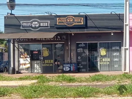 Casa Comercial em Aero Rancho