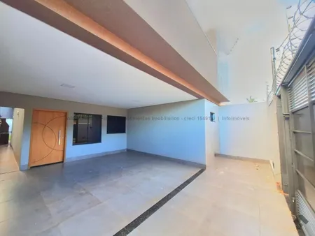 Casa-Térrea em Rita Vieira