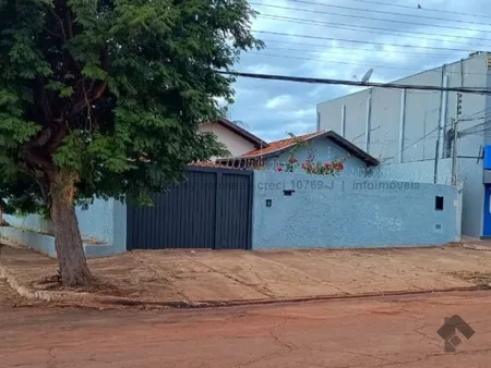 Casa Comercial em Jardim São Bento
