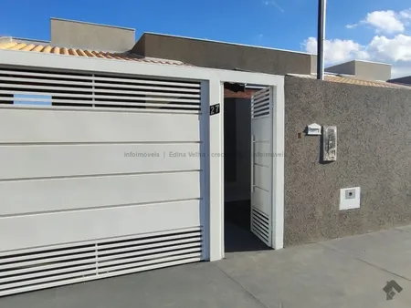 Casa-Térrea em Residencial Figueiras do Parque