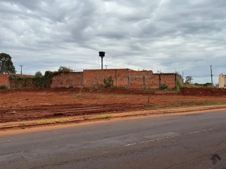 Terreno em Aero Rancho