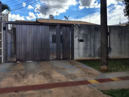 Casa-Térrea em Vila Piratininga