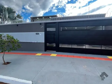 Casa-Térrea em Vila Almeida