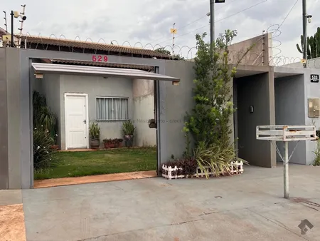 Casa-Térrea em Nova Campo Grande