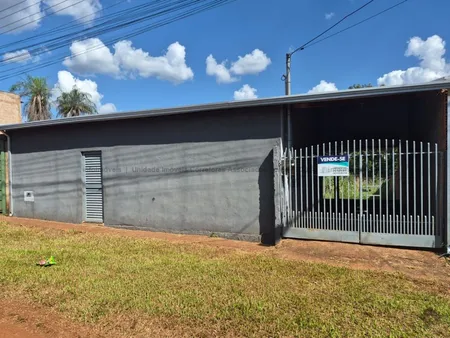 Casa-Térrea em Recanto das Paineiras