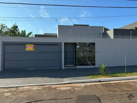 Casa-Térrea em Vila Carlota