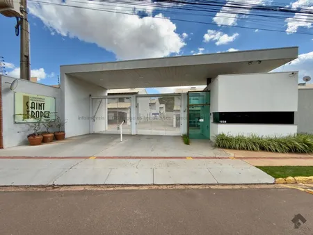 Sobrado-Condomínio em Chácara Cachoeira