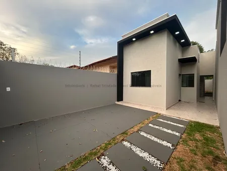 Casa-Térrea em Nova Campo Grande