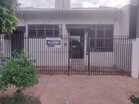 Casa Comercial em Vila Glória