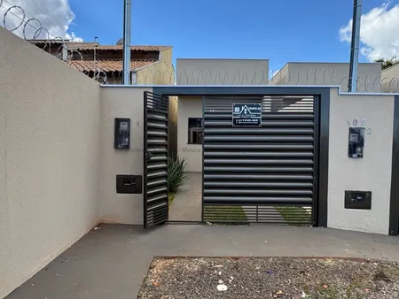 Casa-Térrea em Jardim Campo Alto