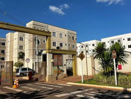 Apartamento em Pioneiros
