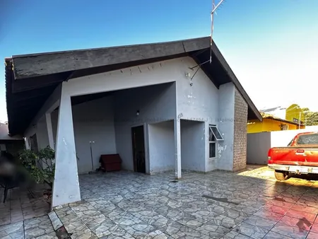 Casa-Térrea em Vila Palmira