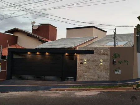 Casa-Térrea em Loteamento Água Limpa Park