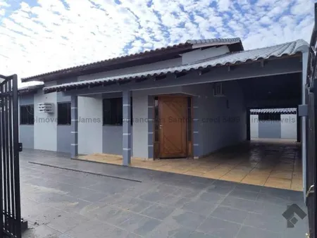 Casa-Térrea em Centro