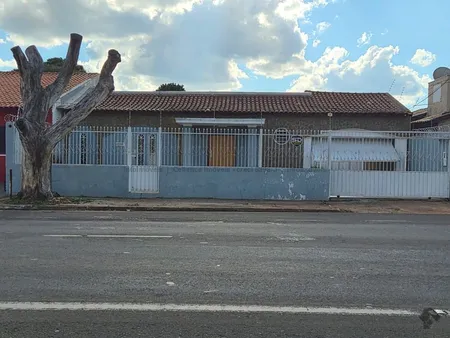 Casa Comercial em Vila Bandeirante