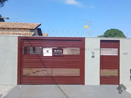 Casa-Térrea-Condomínio em Vila Sobrinho