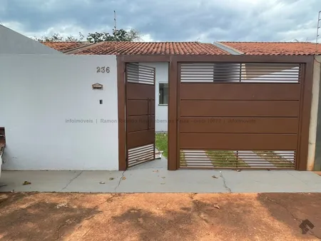 Casa-Térrea em Jardim Inápolis
