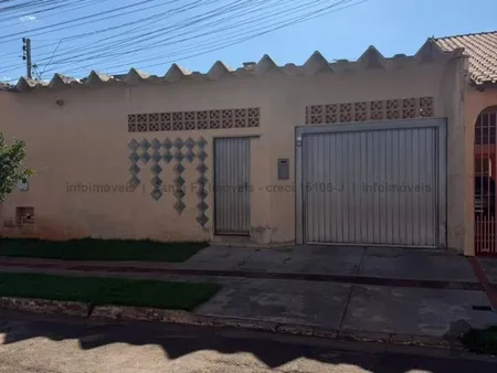 Casa-Térrea em Coophasul