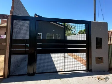 Casa-Térrea em Nova Campo Grande