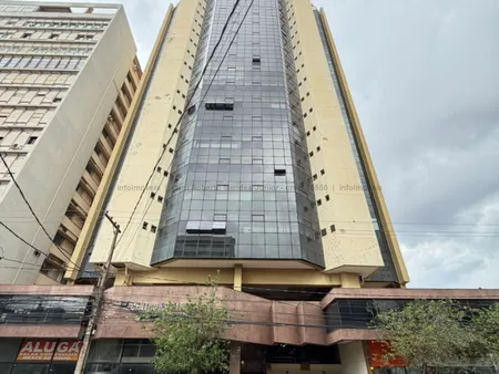 Sala / Salão / Loja em Centro