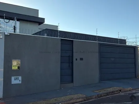 Casa-Térrea em Coronel Antonino