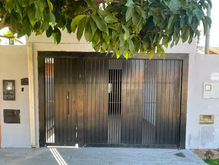 Casa-Térrea em Nova Campo Grande