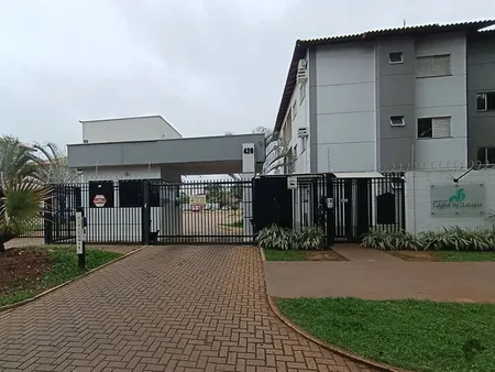 Apartamento em Jardim São Lourenço