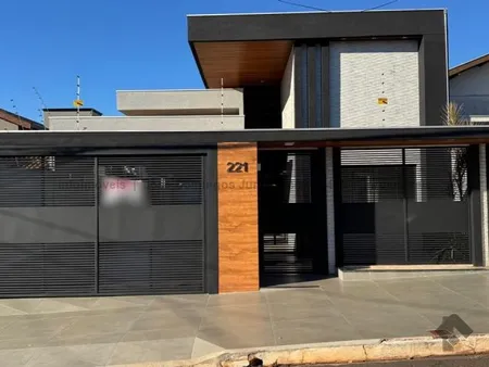 Casa-Térrea em Vila Morumbi