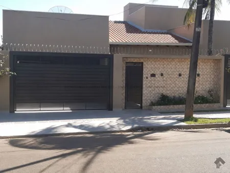 Casa-Térrea em Rita Vieira