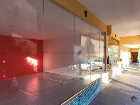 Sala / Salão / Loja em Centro