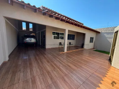 Casa-Térrea em Jacy