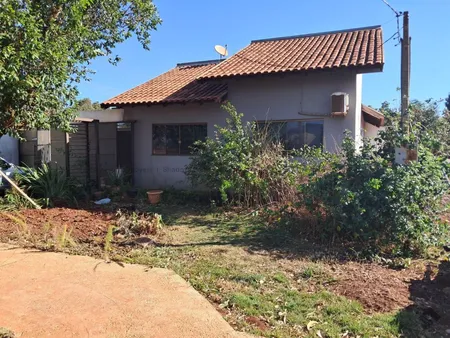 Casa-Térrea em Jardim Guaicurus