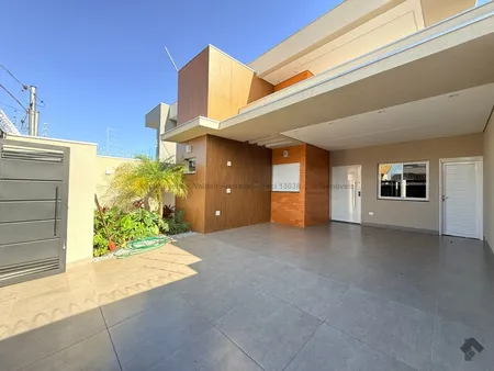 Casa-Térrea em Rita Vieira