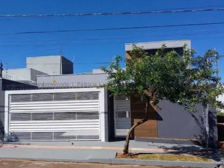 Casa-Térrea em Residencial Sírio Libanês I