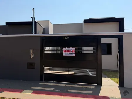 Casa-Térrea em Jardim Santa Emília