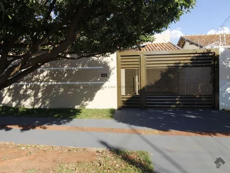 Casa-Térrea em Coronel Antonino