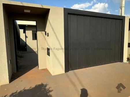 Casa-Térrea em Jardim Guaicurus