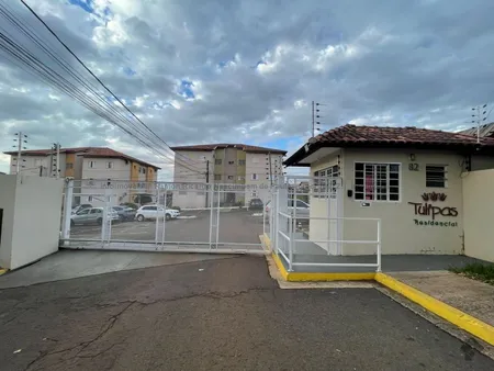 Apartamento em Monte Castelo